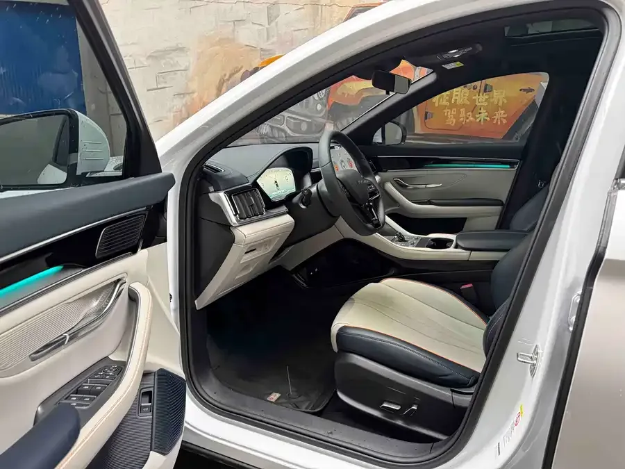 BYD Song PLUS New Energy Song PLUS New Energy 2024 Honor Edition DM-i 110km Flagship Model 2024 — миниатюра 4