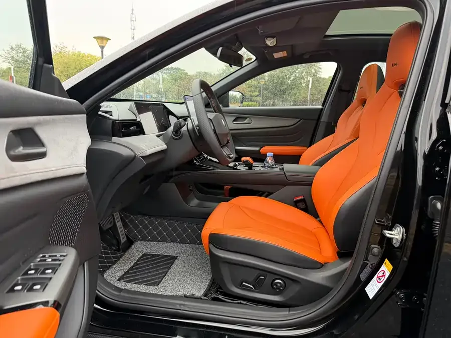Changan UNI-V Changan UNI-V 2025 third-generation 2.0T JinQing model 2025 — миниатюра 5