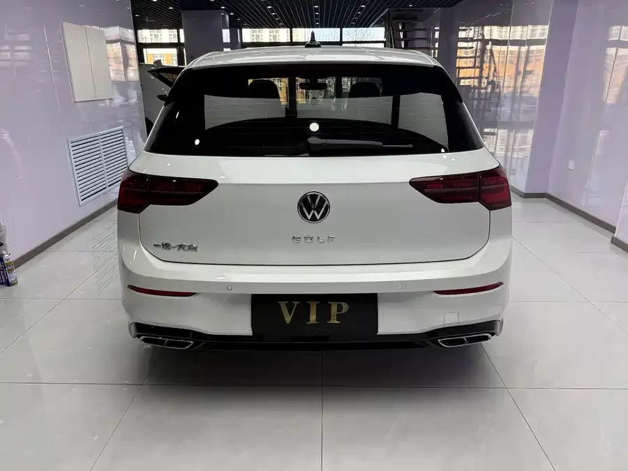 Volkswagen golf Golf 2023 280TSI DSG R-Line 2022 — миниатюра 3