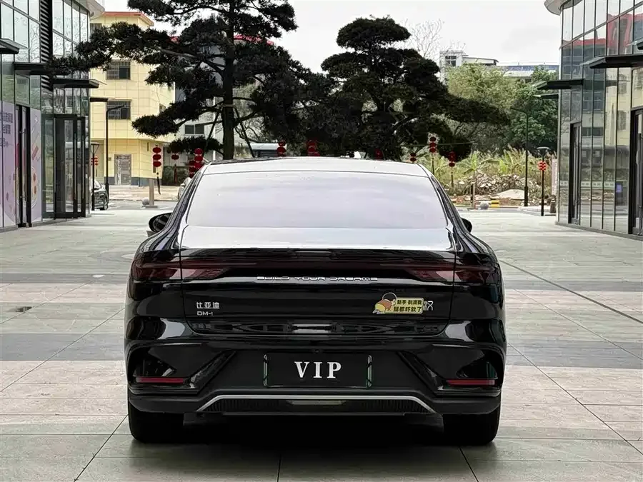 BYD Second-hand Han 2024 DM-i Honor Edition 121KM Premium Edition 2024 — миниатюра 2