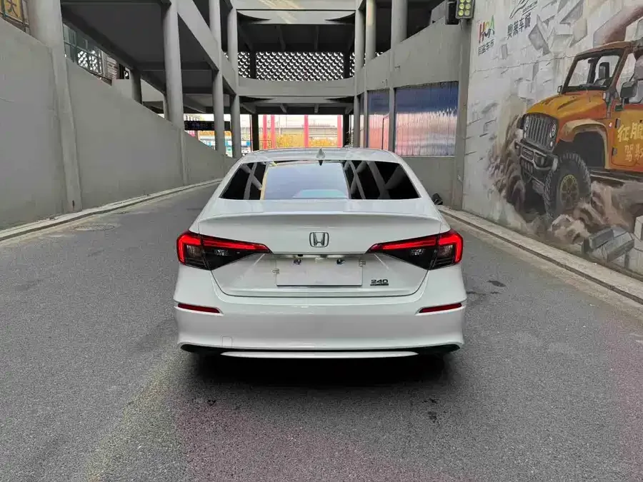 Honda Civic 2023 Civic 240TURBO CVT Sporty C-Stage Special Edition 2024 — миниатюра 2