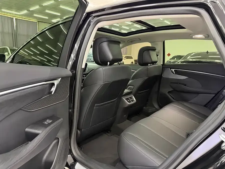 Buick LaCrosse Buick LaCrosse 2026 28T Platinum Edition 2026 — миниатюра 2