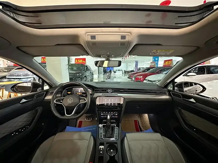 Volkswagen Magotan Magotan 2023 2 million commemorative edition 330TSI DSG leading model 2023 — миниатюра 4