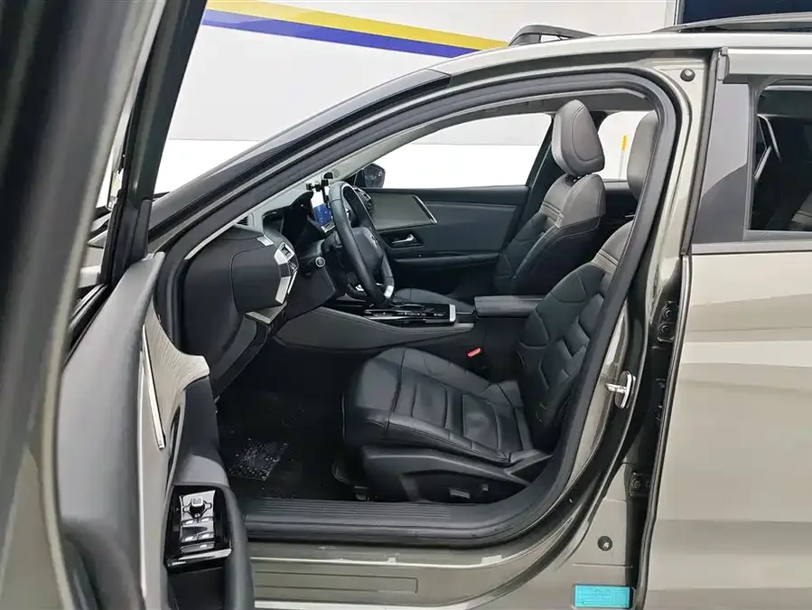 Citroen Versailles C5 X Versailles C5 2023 — миниатюра 3