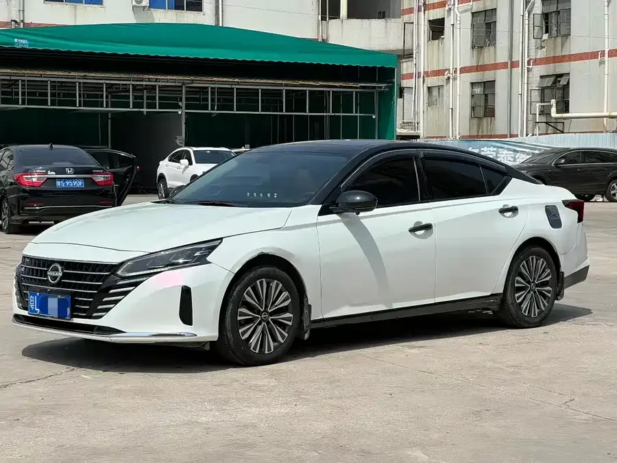 Nissan Altima Teana 2024 2.0L XE True Heart Edition 2024 — фото 1, купить с доставкой в Москву