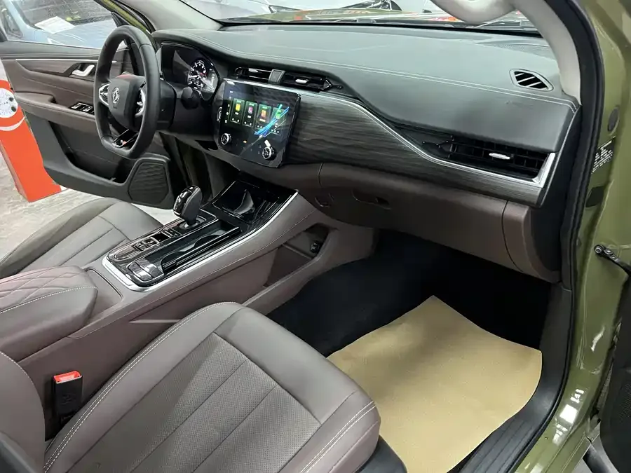 Dongfeng Palazzo Palazzo 2022 2.0T automatic two-wheel drive smart model 2022 — миниатюра 3