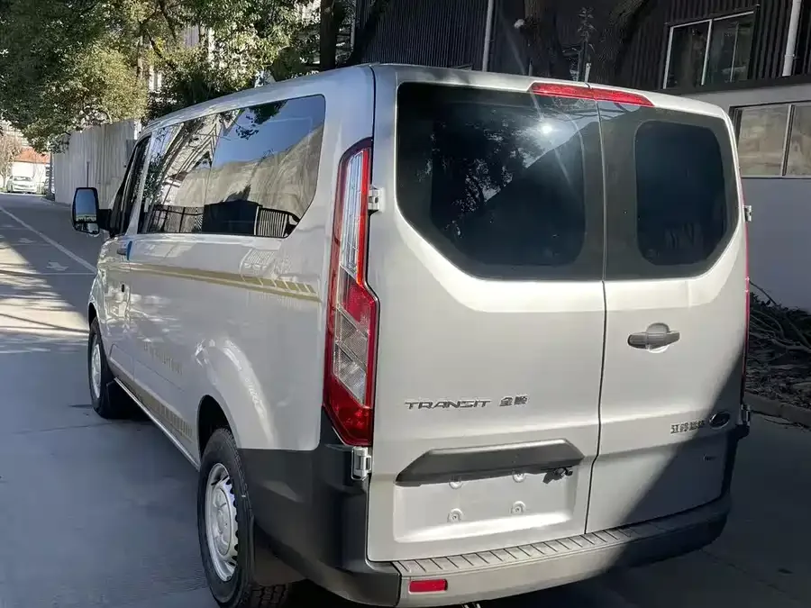 Ford Transit Transit 2019 2.0T diesel multi-functional commercial vehicle short-axle low-roof 6-seater National VI 2022 — миниатюра 4