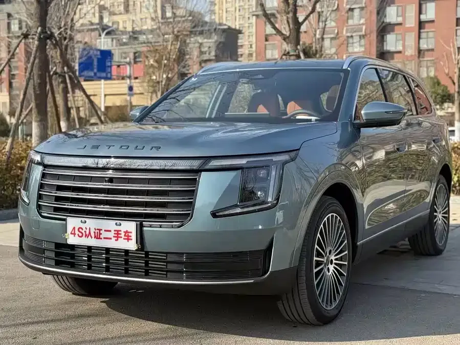 Jetour X70L Jetour X70L 2026 2.0TD Automatic Flagship 7-Seater 2025 — фото 1, купить с доставкой в Москву