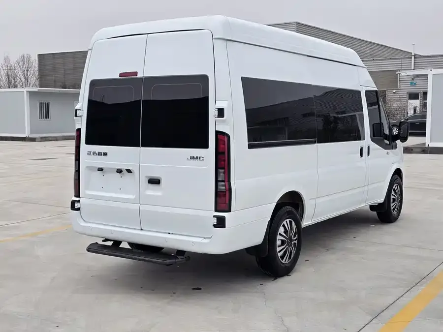 Jiangling Fushun Jiangling Fushun 2025 2.0T 6MT Diesel Medium Wheelbase High Roof Commercial Multi-purpose Passenger Vehicle (5/6 Seats) 2025 — миниатюра 5