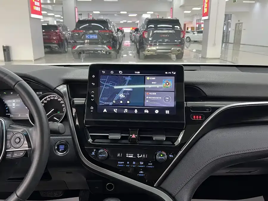 Toyota Camry Camry 2023 2.0G Deluxe Edition 2023 — миниатюра 5