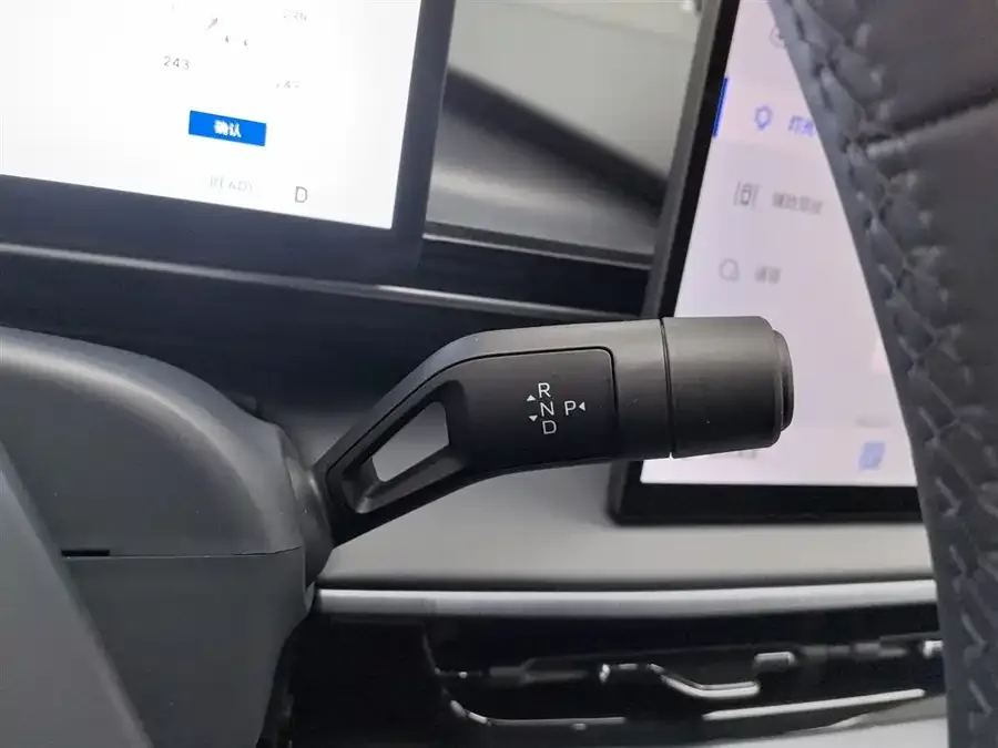 Geely Galaxy E5 Galaxy E5 2024 440km Sailing Edition 2025 — миниатюра 4