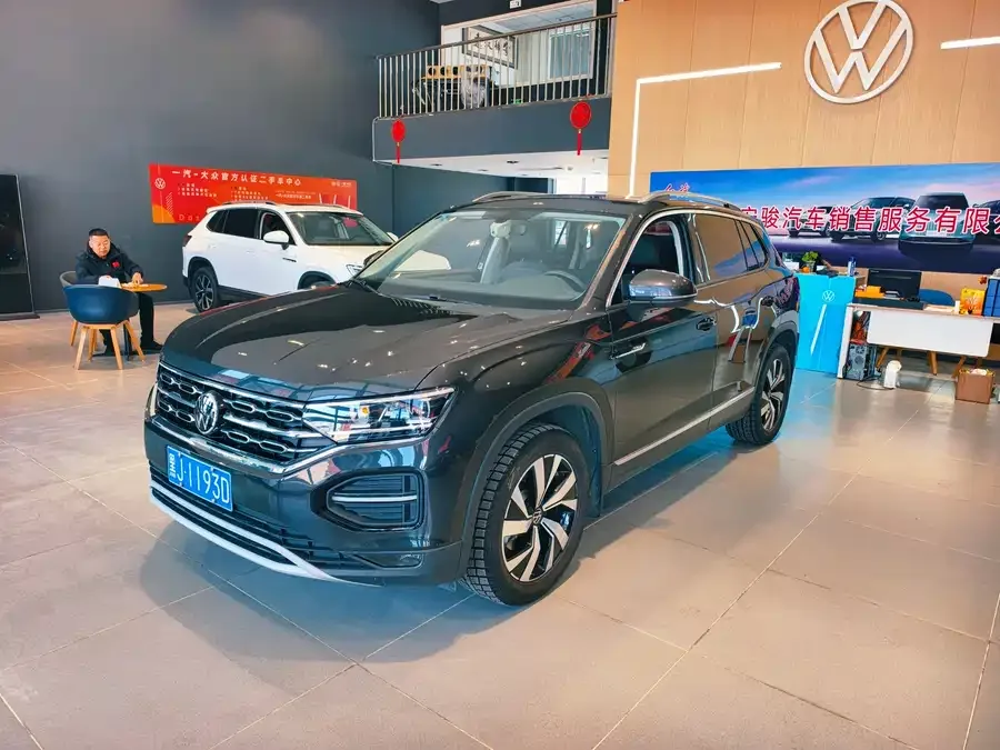 Volkswagen Tayron Tanyue 2022 280TSI 2WD Luxury Smart Edition 2022 — фото 1, купить с доставкой в Москву