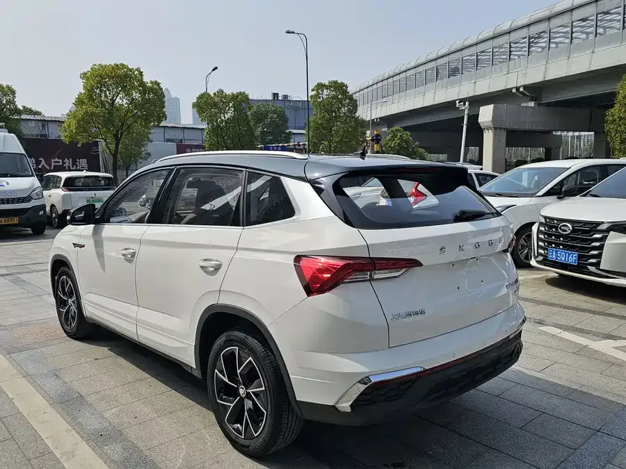 Skoda Kamiq 2021 KOMIC GT TSI230 DSG Flagship Edition 2022 — миниатюра 5