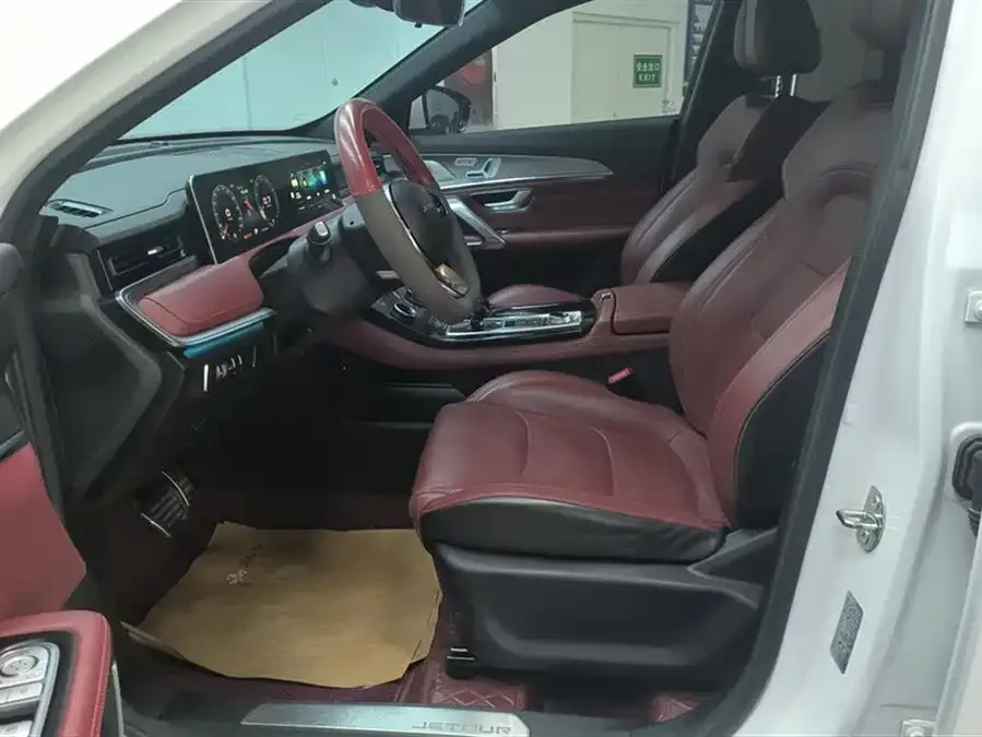 Jetour X70 Jietu X70 2021 Zhuge 1.6T DCT Military Division 5-seater 2022 — миниатюра 3