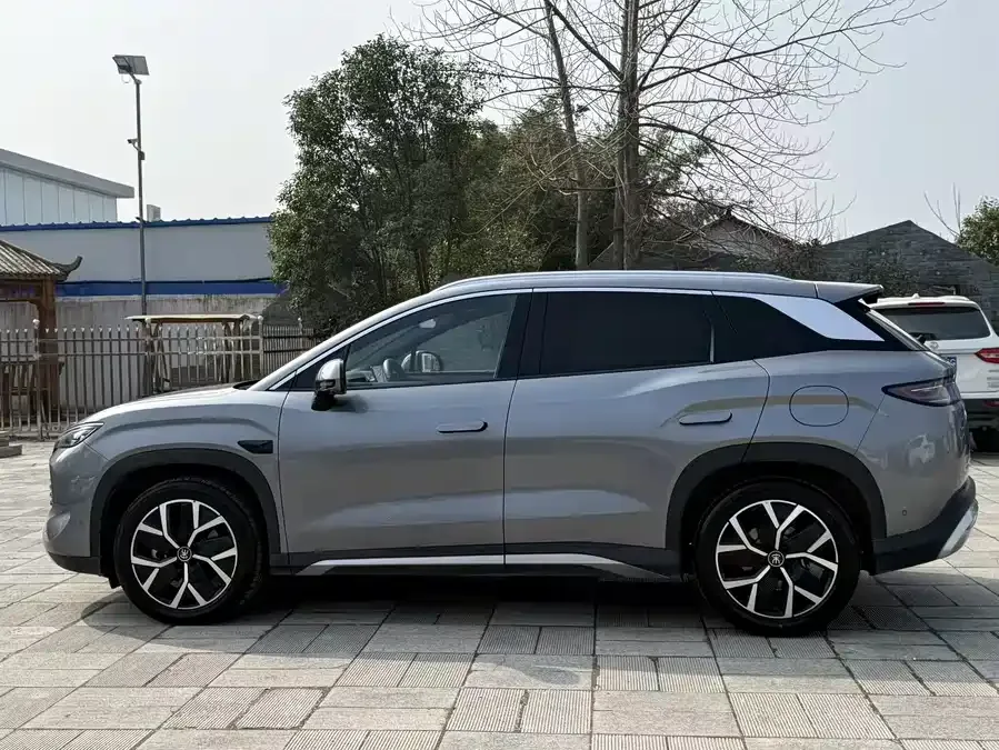 BYD Song L DM-i Song L DM-i 2025 Intelligent Driving Edition 160km Beyond Edition 2025 — миниатюра 4