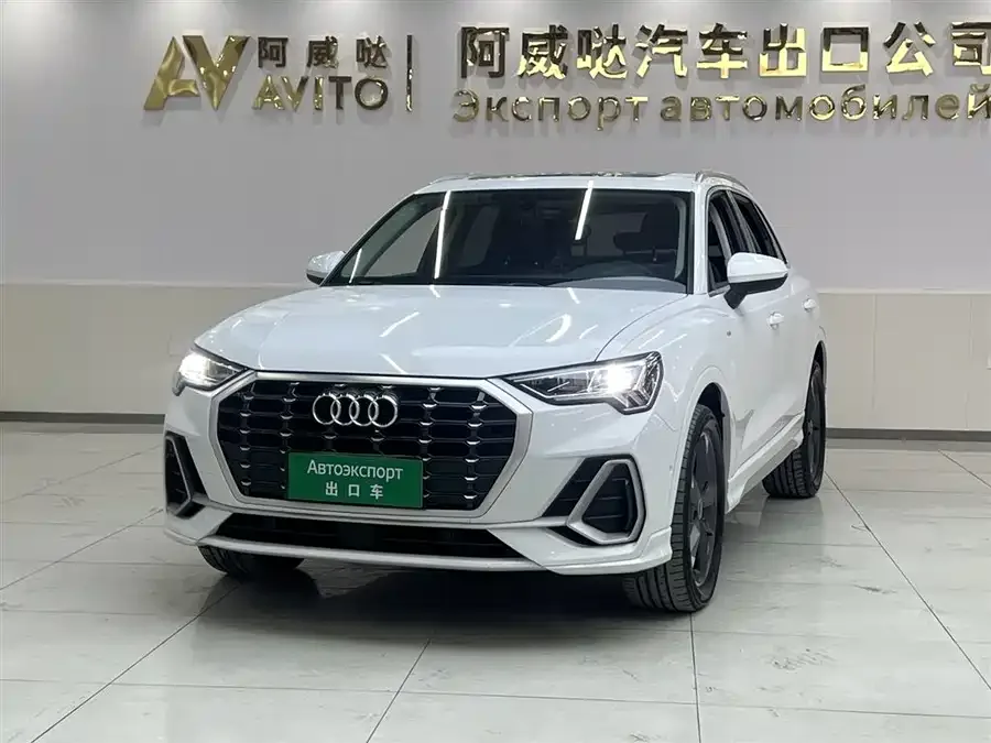 Audi Q3 2022 35 TFSI Fashionable and Dynamic 2022 — фото 1, купить с доставкой в Москву