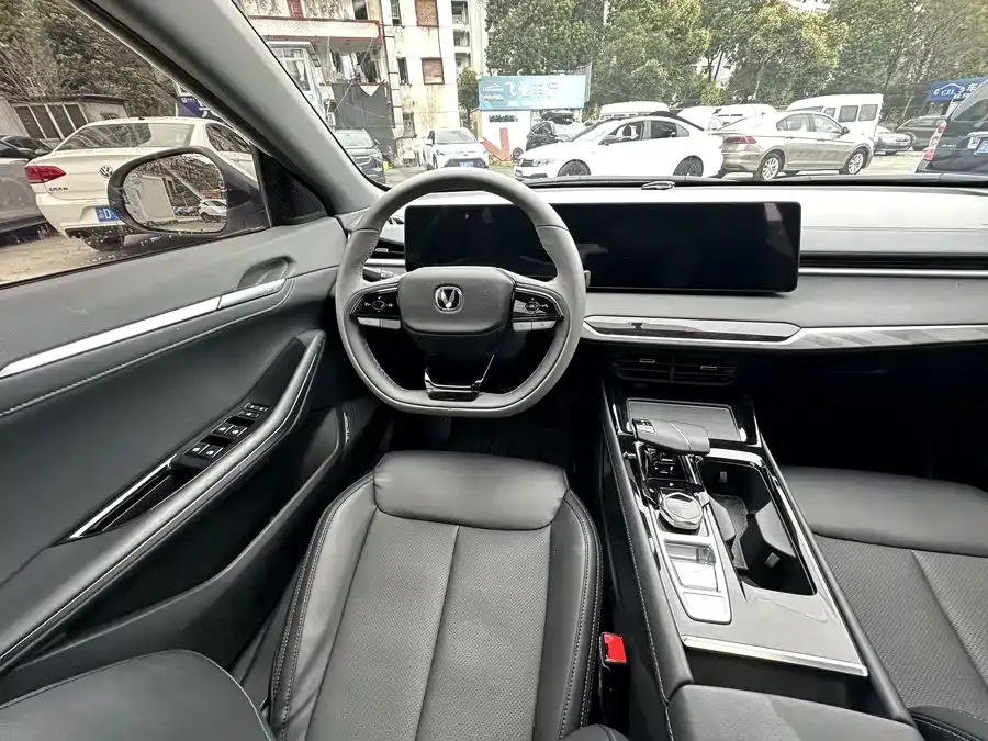 Changan Ruicheng PLUS Ruicheng PLUS 2023 1.5T DCT Premium Edition 2023 — миниатюра 5