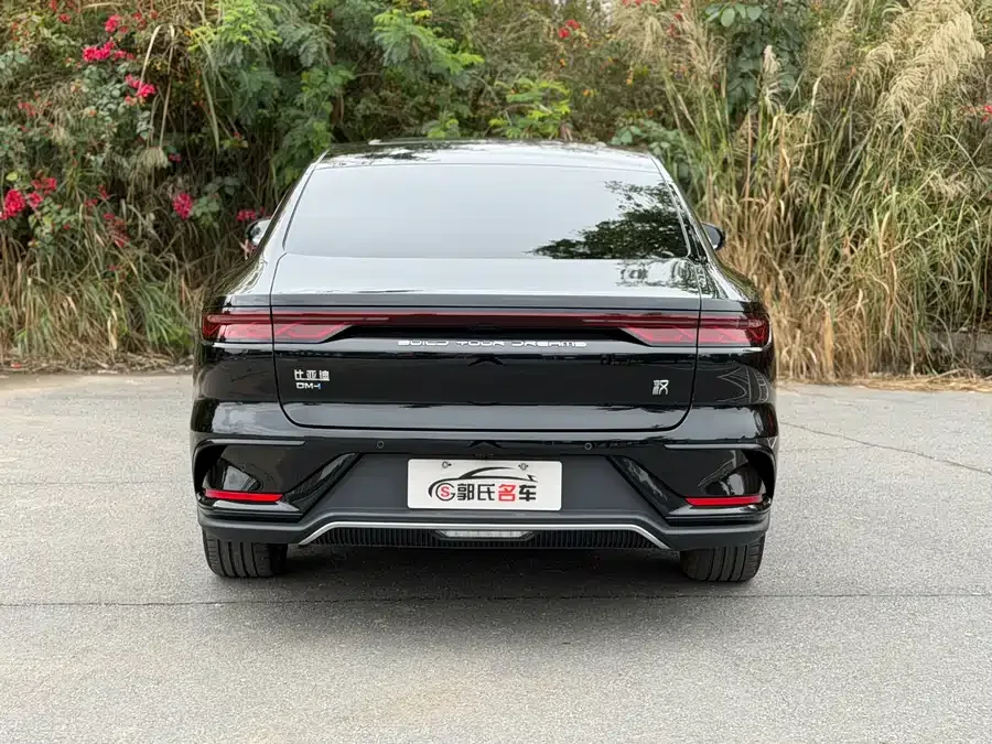 BYD Second-hand Han 2023 DM-i Champion Edition 121KM Premium Edition 2024 — миниатюра 2
