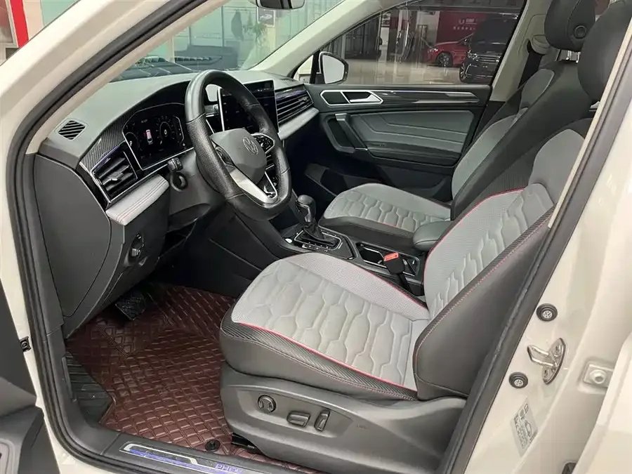 Volkswagen Tiguan L New Energy Tiguan L New Energy 2022 430PHEV Plug-in Hybrid Flagship Edition 2022 — миниатюра 5