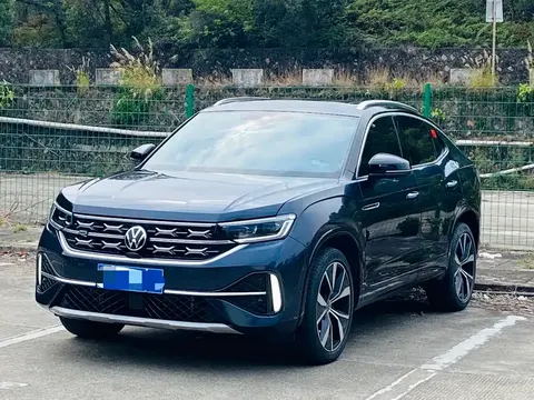 Volkswagen Tayron X 2023 купить в Москве