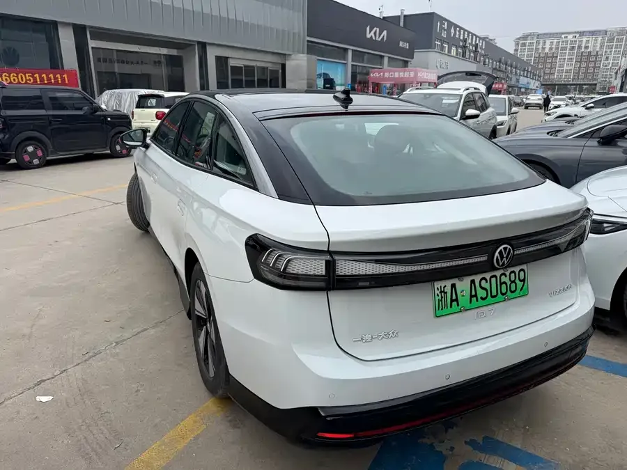 Volkswagen ID.7 VIZZION Volkswagen ID.7 VIZZION 2024 AIR 2024 — миниатюра 2