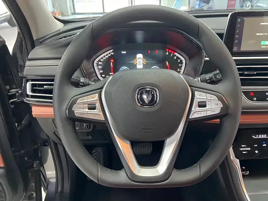 Changan CS75 Changan CS75 2024 Enjoy Edition 1.5T DCT Luxury Edition 2025 — миниатюра 4