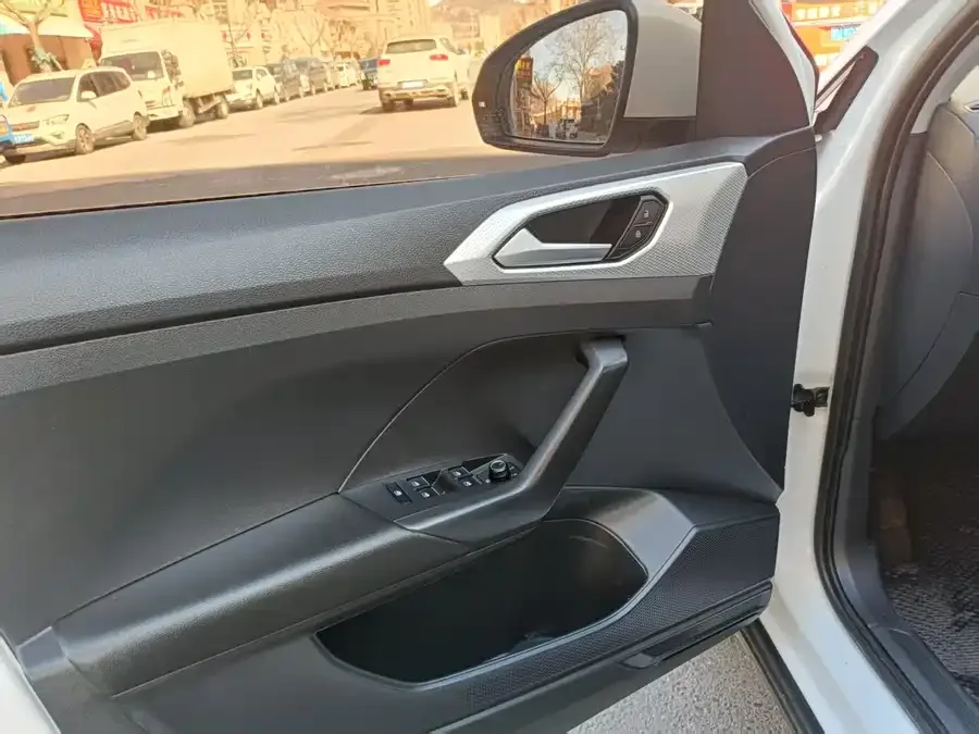 Volkswagen Tacqua Tanying 2023 200TSI DSG Yuezhi Connected Edition 2023 — миниатюра 3