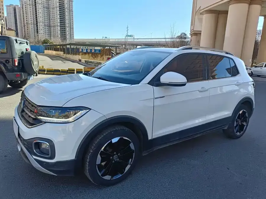 Volkswagen Tacqua Tanying 2023 200TSI DSG Yuezhi Connected Edition 2023 — фото 1, купить с доставкой в Москву