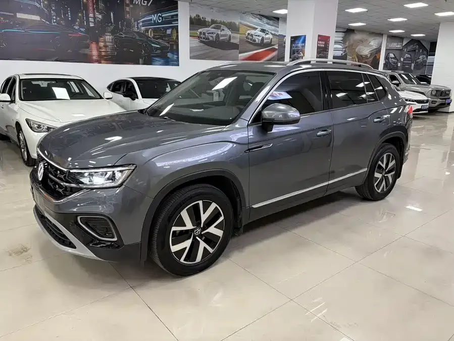 Volkswagen Tayron Tanyue 2023 330TSI 2WD Luxury Plus Advanced Edition 2023 — фото 1, купить с доставкой в Москву