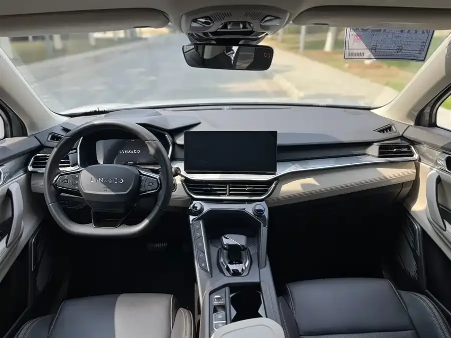Lynk & Co 06 EM-P Lynk & Co 06 EM-P 2023 1.5T Remix PHEV Pro 2024 — миниатюра 4