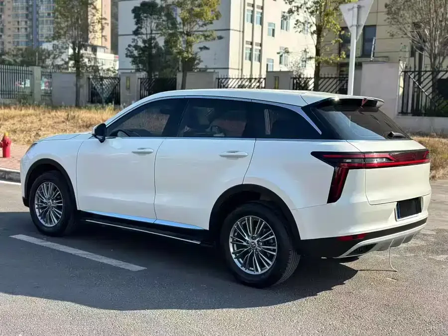 Venucia star Venucia Star 2021 260T Automatic Star Edition 2022 — миниатюра 2