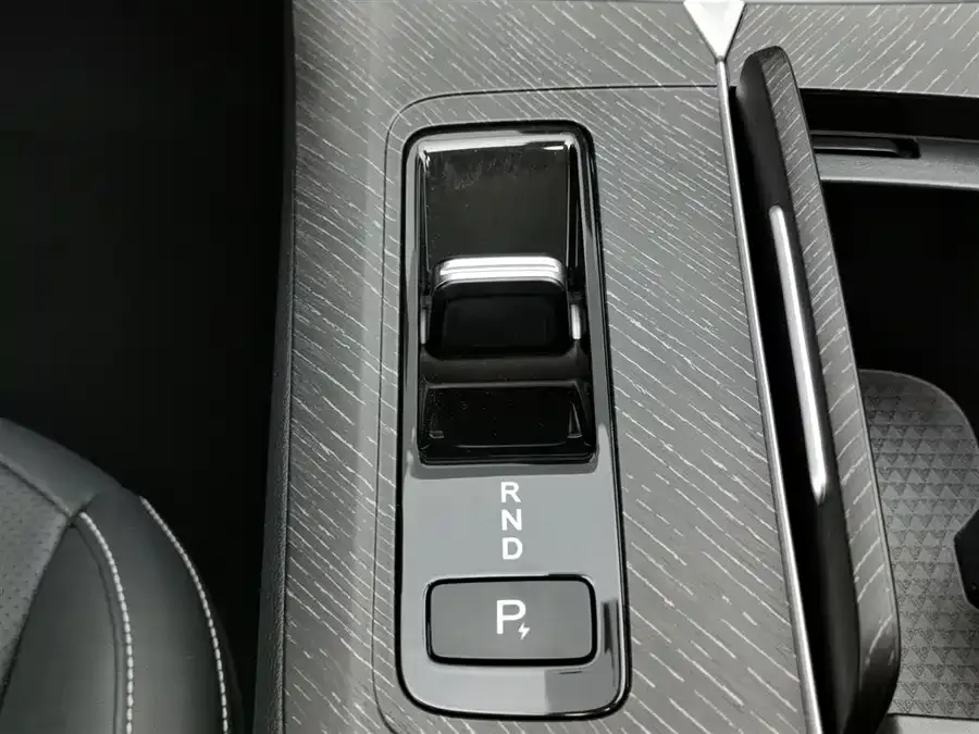 Venucia Big V DD-i Venucia V DD-i 2023 110KM iE version 2024 — миниатюра 4