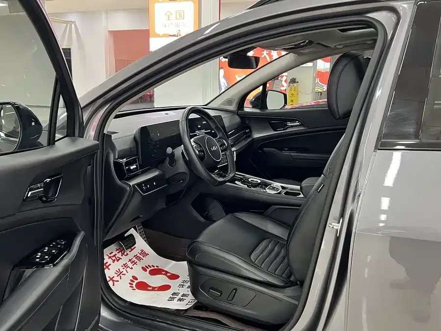 Kia Lion Platinum 2023 Lion Bo Tuojie 2.0T 2WD Premium Edition 2024 — миниатюра 4
