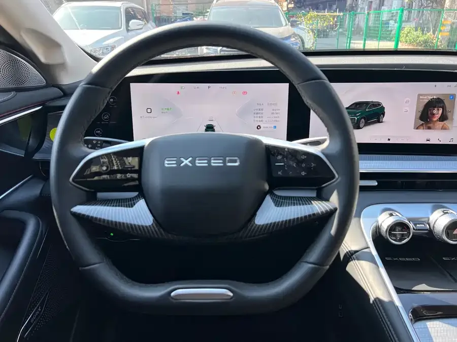 Exeed TXL Xingtu Lingyun 2025 300T 2WD King Edition 2025 — миниатюра 4
