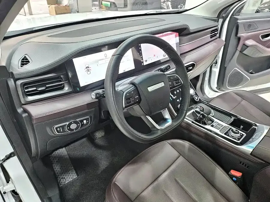 Jetour X90 PLUS Jetour X90 PLUS 2025 1.6TD DCT Elite Edition 7-seater 2026 — миниатюра 3