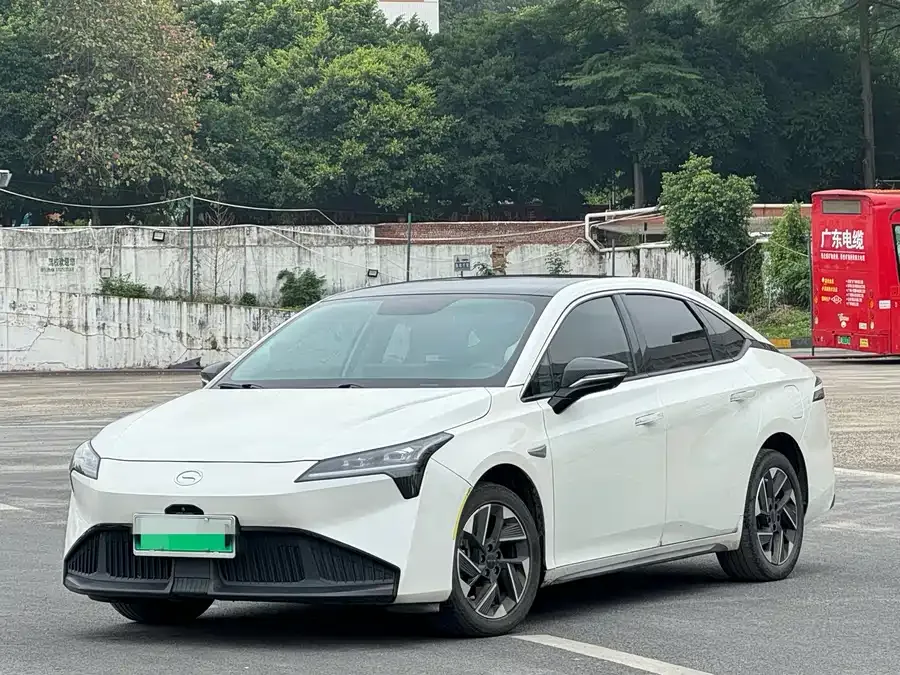 AION AION S Plus AION S Plus 2023 80 Technology Edition Ternary Lithium 2023 — фото 1, купить с доставкой в Москву