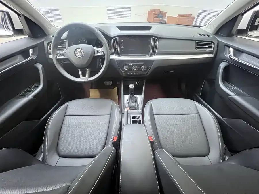 Skoda Kamiq Komic 2022 1.5L automatic comfort version 2022 — миниатюра 4