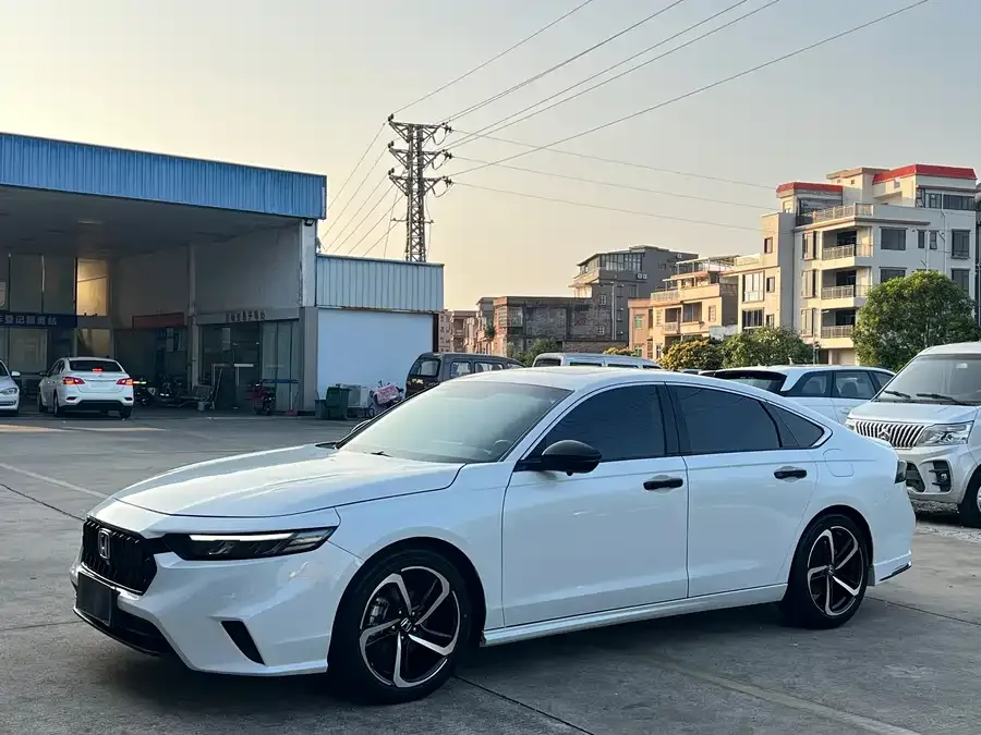 Honda Inspire 2023 Insignia 260TURBO Elegant Edition 2024 — фото 1, купить с доставкой в Москву
