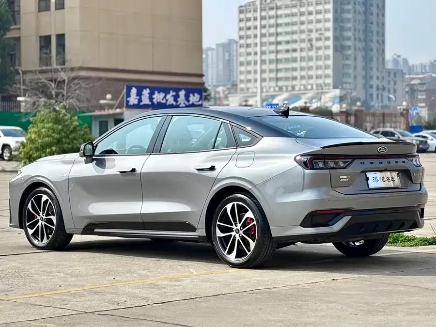 Ford Mondeo 2022 Toyota Mondeo EcoBoost 245 ST-Line 2022 — миниатюра 2