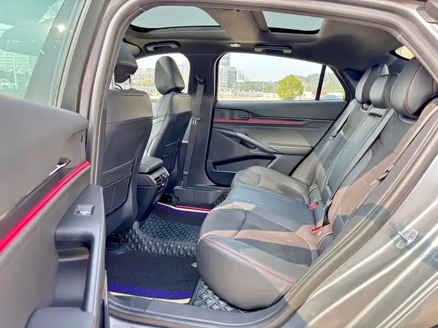 Ford Mondeo 2022 Toyota Mondeo EcoBoost 245 ST-Line 2022 — миниатюра 5