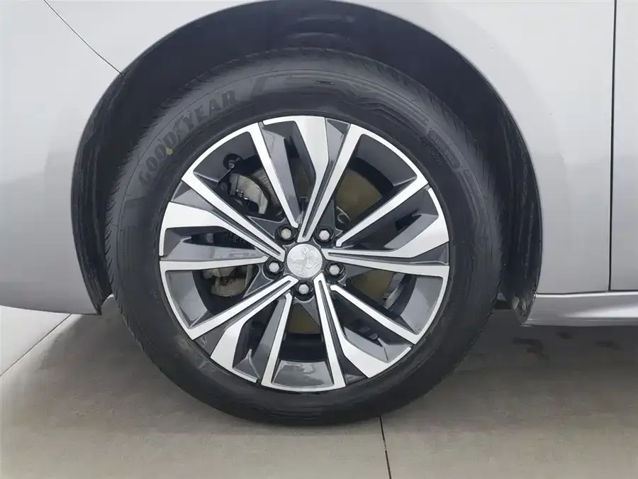 Peugeot 508 Peugeot 508 2022 508L 400THP PureTech Driving Control Edition 2022 — миниатюра 5