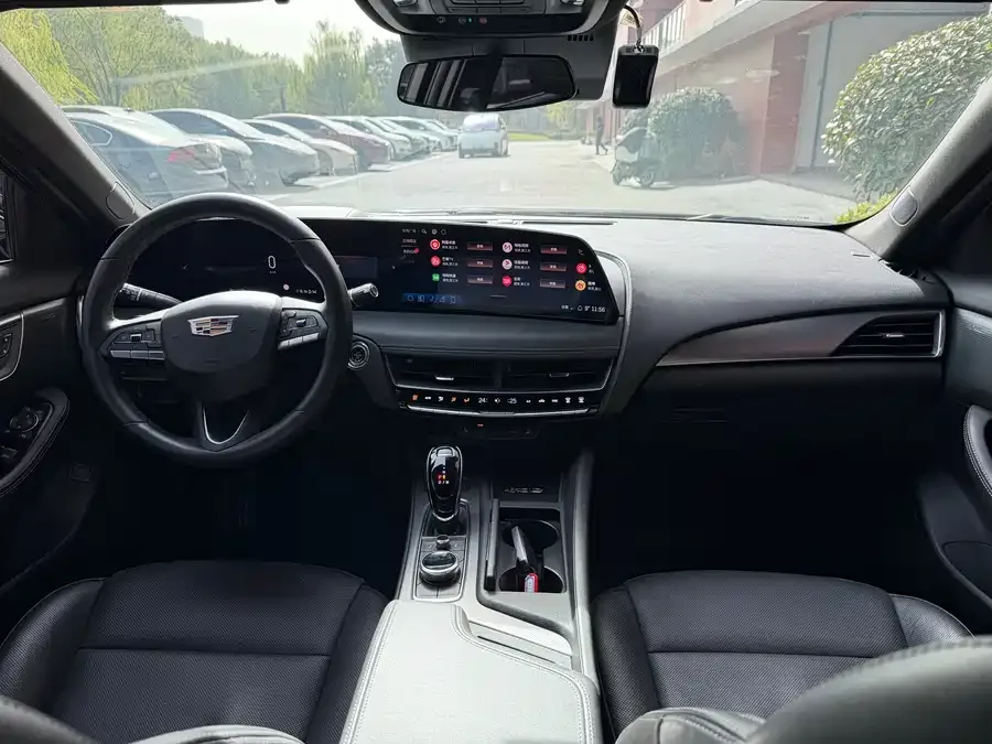 Cadillac CT5 2024 28T luxury model 2024 — миниатюра 2