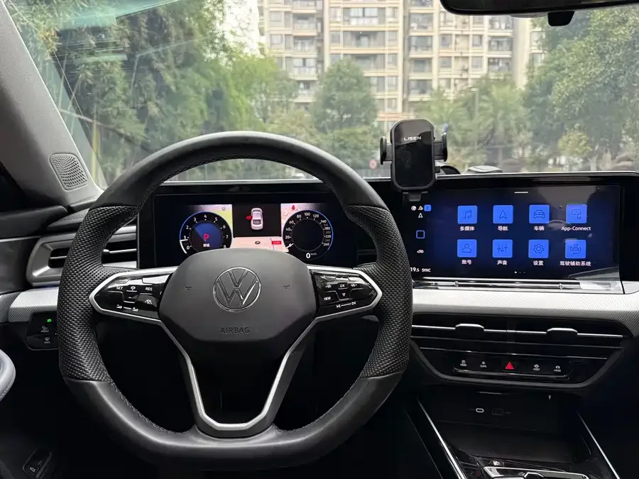 Volkswagen Lamando 2024 Lingdu Lingdu L 280TSI DSG Cool Edition 2024 — миниатюра 4