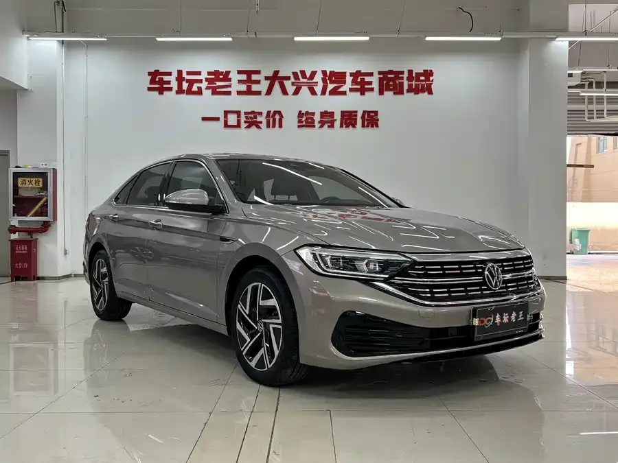 Volkswagen Sagitar 2023 Sagitar 300TSI DSG Beyond Edition 2023 — миниатюра 3