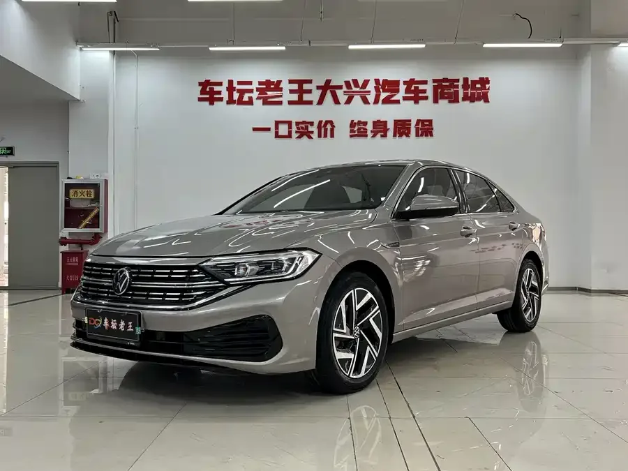 Volkswagen Sagitar 2023 Sagitar 300TSI DSG Beyond Edition 2023 — фото 1, купить с доставкой в Москву