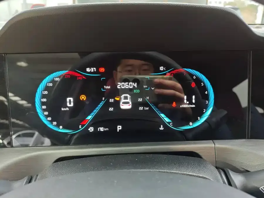 Changan CS35 Plus Changan CS35PLUS 2021 facelift Blue Whale NE 1.4T DCT luxury model 2022 — миниатюра 2