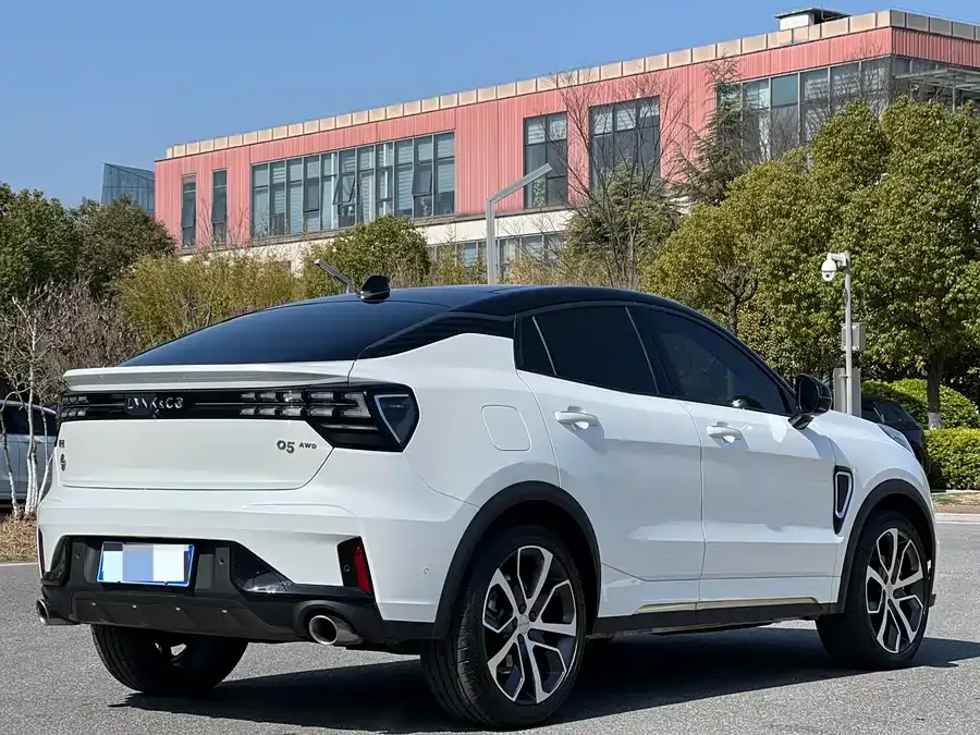 Lynk & Co 05 Lynk & Co 05 2022 2.0TD four-wheel drive Halo 2022 — миниатюра 2