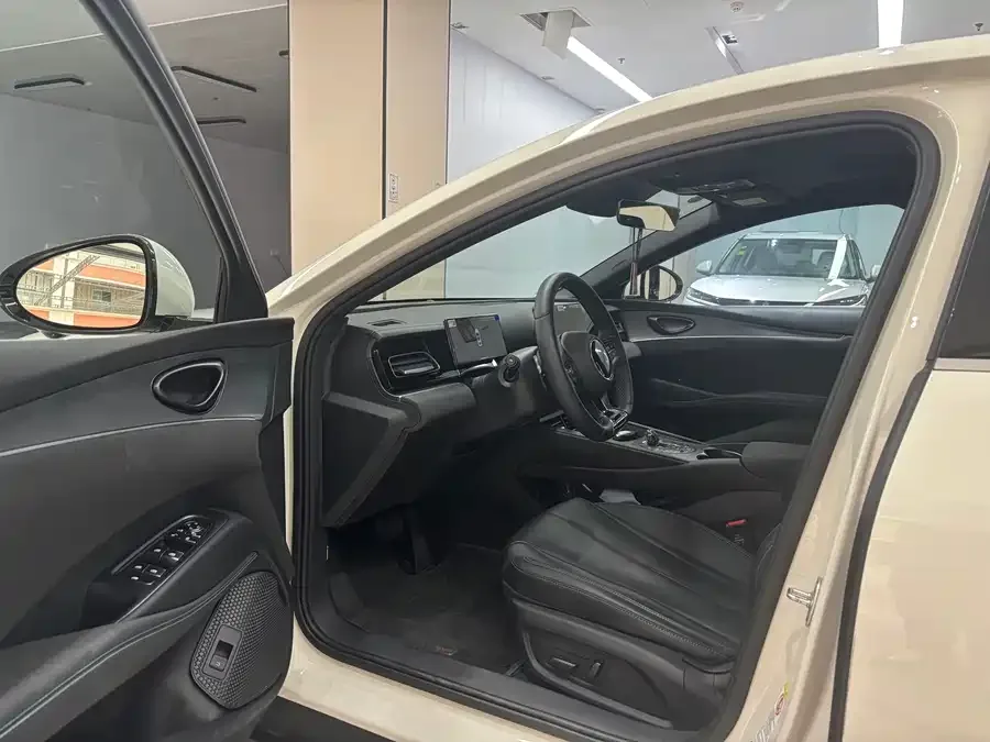 BYD Seal 06 Seal 06 2025 DM-i Intelligent Driving Edition 120KM Deluxe Model 2025 — миниатюра 3