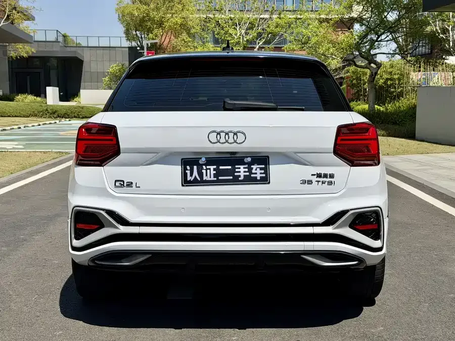 Audi Q2L 2022 35 TFSI luxury and dynamic model 2022 — миниатюра 2