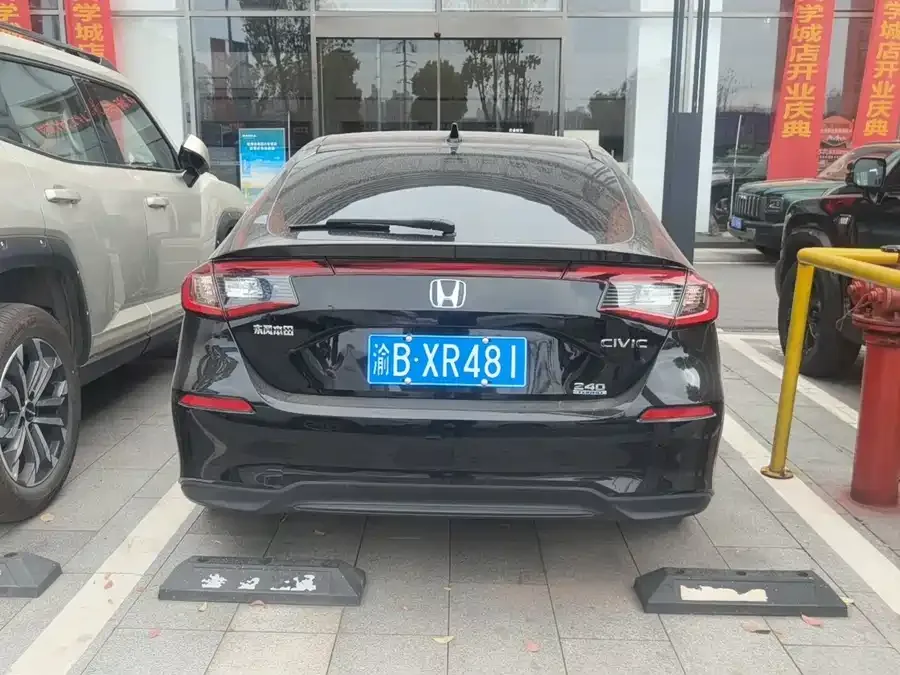 Honda Civic 2023 Civic HATCHBACK 240TURBO CVT Extreme Edition 2025 — миниатюра 2
